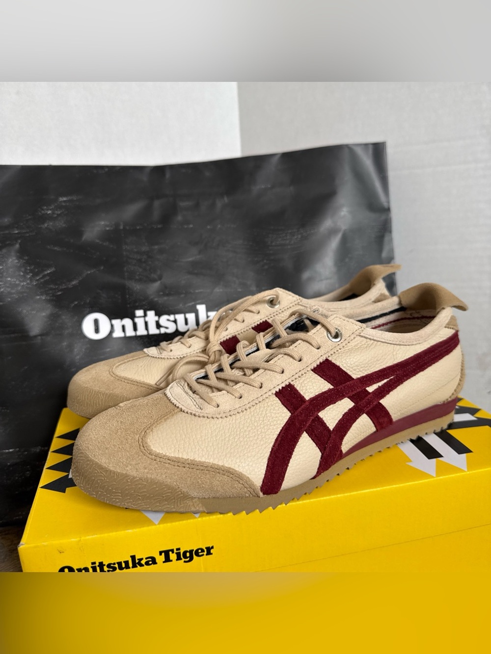 Onitsuka Tiger MEXICO 66 SD VIN 1183C015 202 BEIGE/BEET JUICE New Box